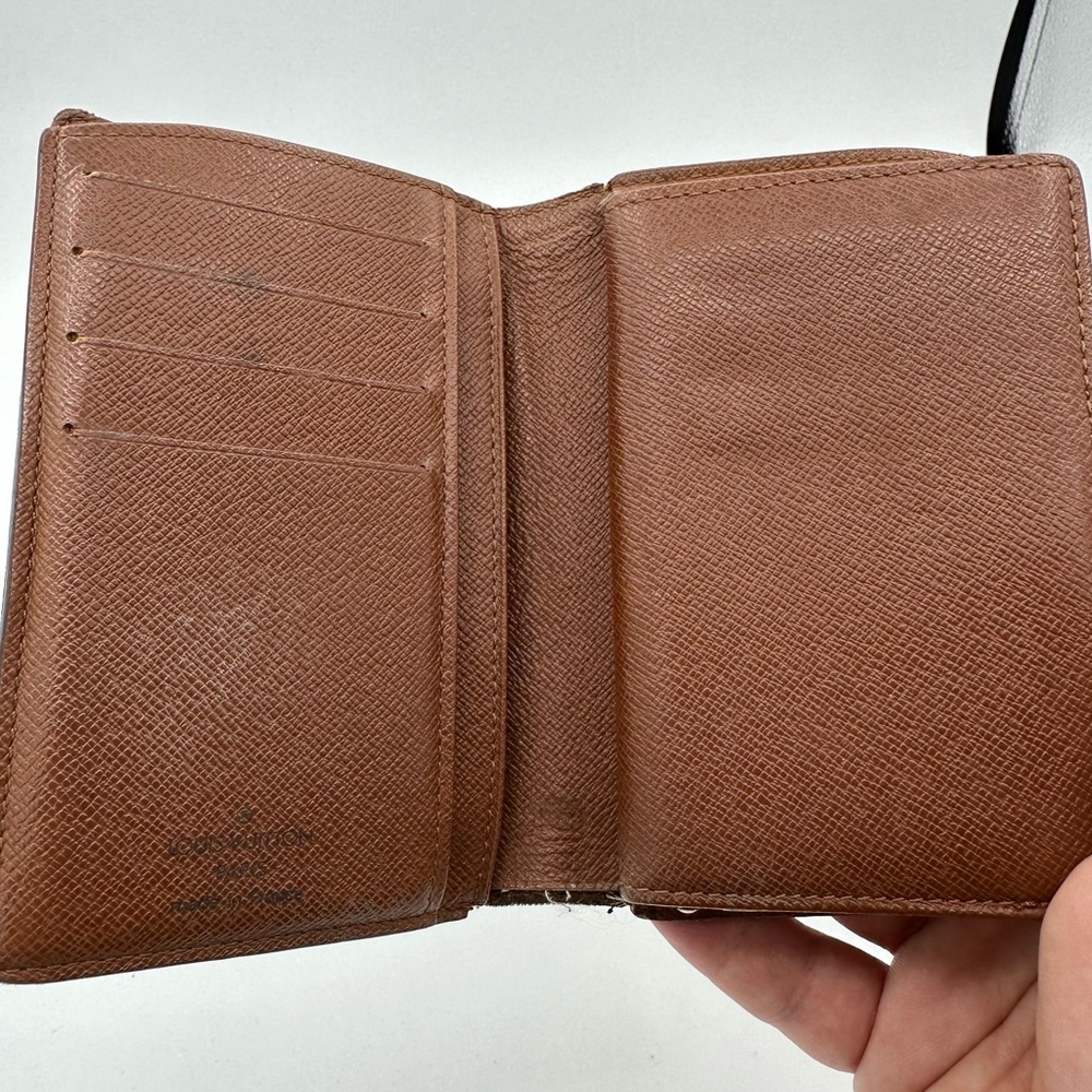 Louis Vuitton Vintage Kisslock Snap Wallet - Picture 3 of 7